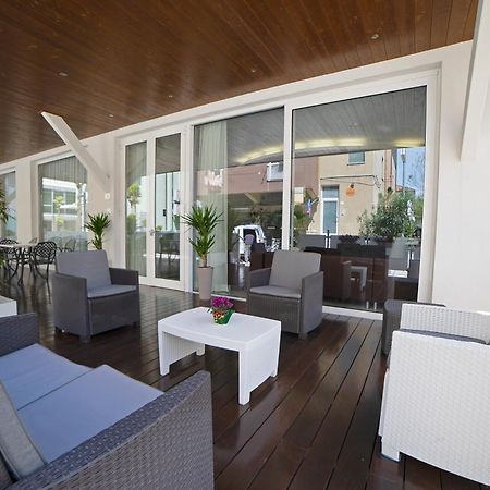 Hotel Ricci Rimini Luaran gambar
