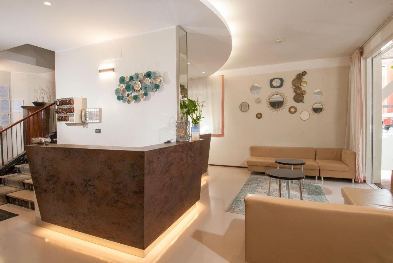 Hotel Ricci Rimini Luaran gambar
